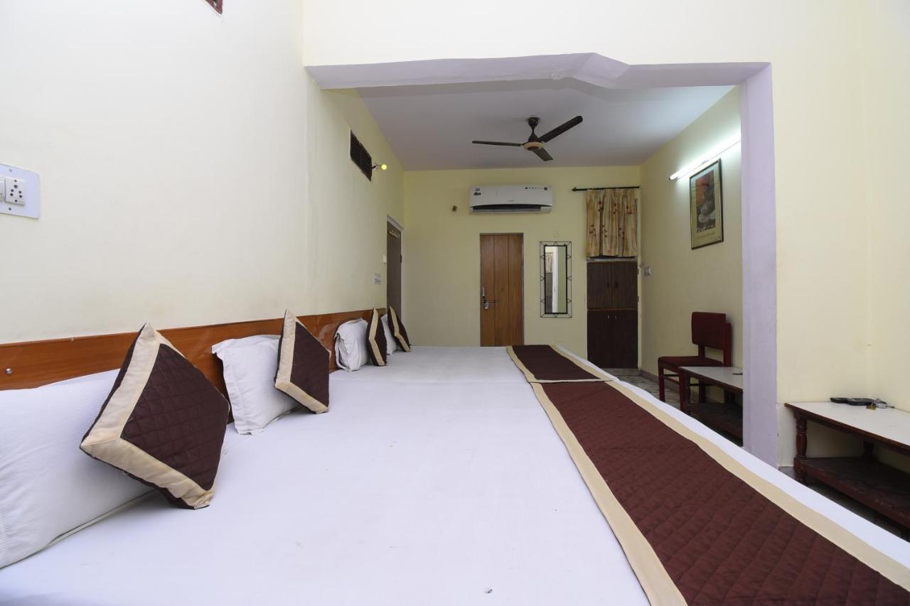 Hotel Jaipur Achrol Екстер'єр фото